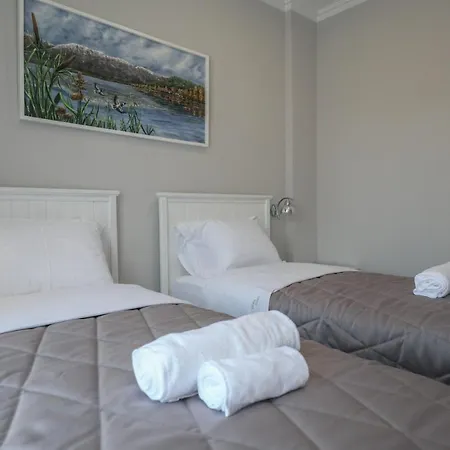 Peroni 4* Корча