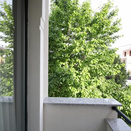 Отель Peroni 4*